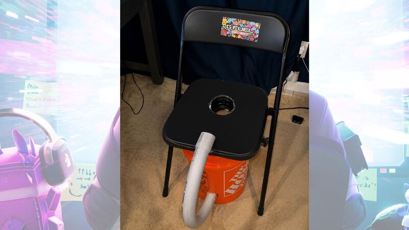 Культовое кресло-туалет Fortnite снова всплыло на Facebook Marketplace